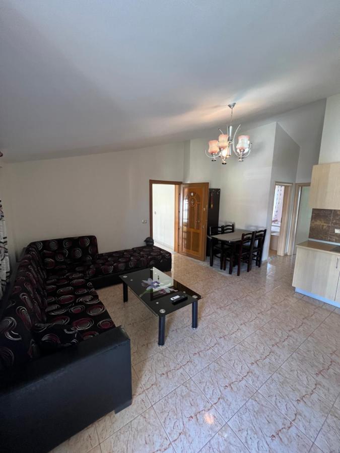 House For Rent Jurgen Villa โกเลม ภายนอก รูปภาพ
