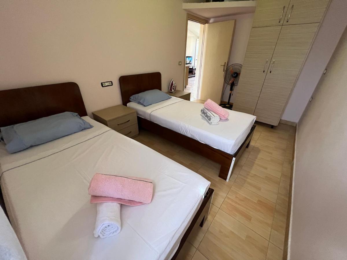 House For Rent Jurgen Villa โกเลม ภายนอก รูปภาพ