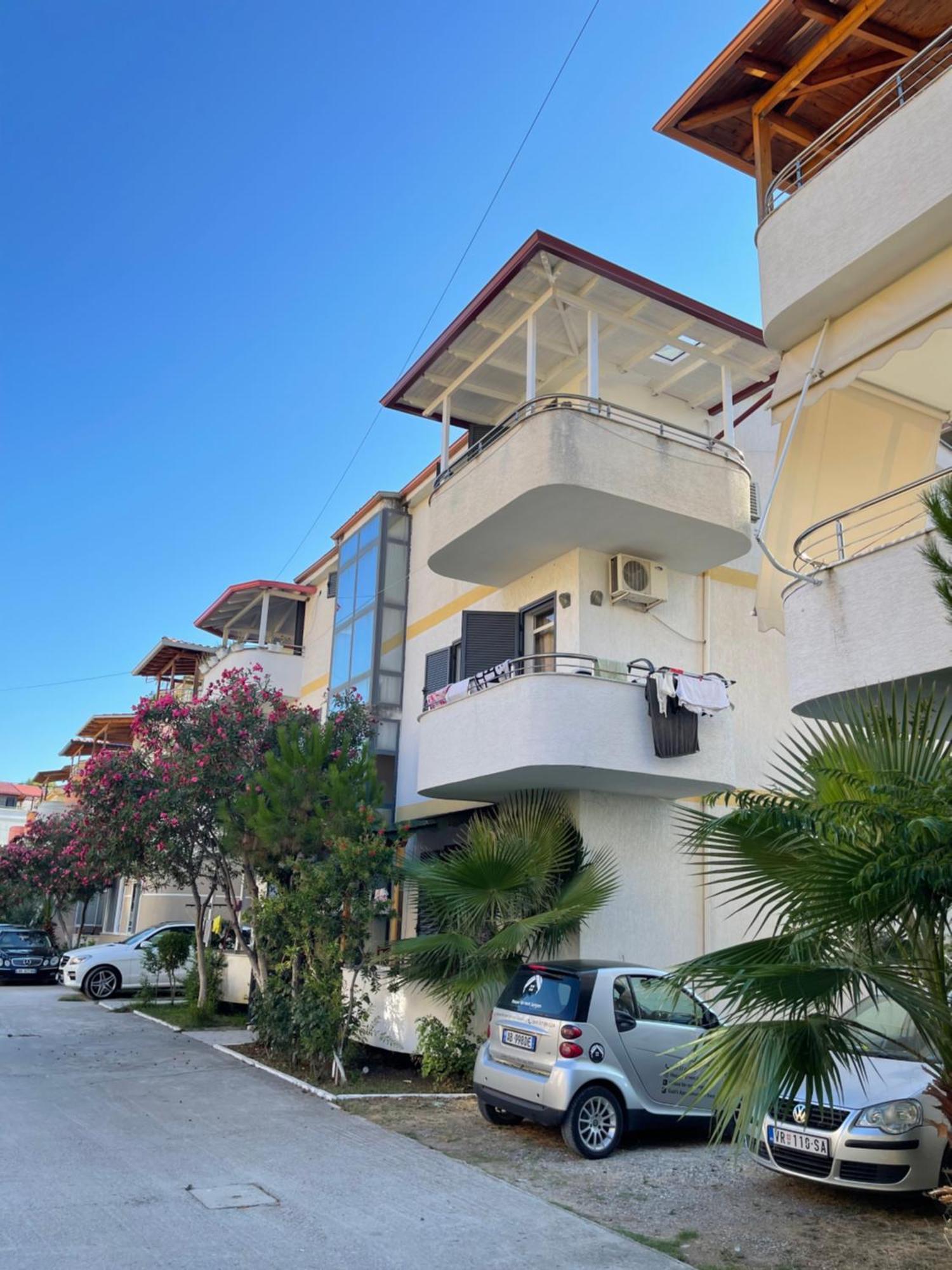 House For Rent Jurgen Villa โกเลม ภายนอก รูปภาพ